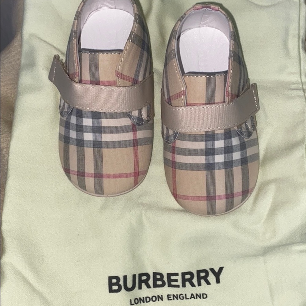Burberry booties